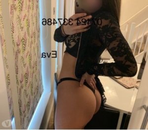 Simay escorts in Holland